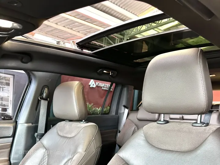 COMMANDER 1.3 T270 TURBO FLEX OVERLAND AT6