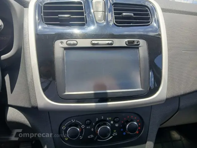 SANDERO - 1.6 EXPRESSION 8V 4P MANUAL