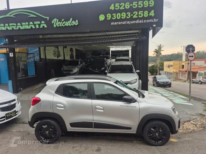 Kwid 1.0 Outsider