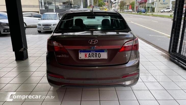 HYUNDAI HB20S 1.6 COMFORT PLUS 16V