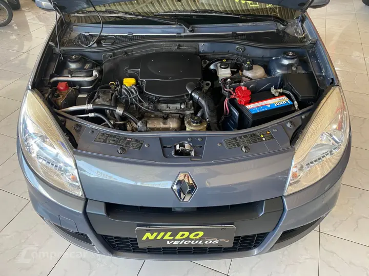 SANDERO 1.6 Expression 8V