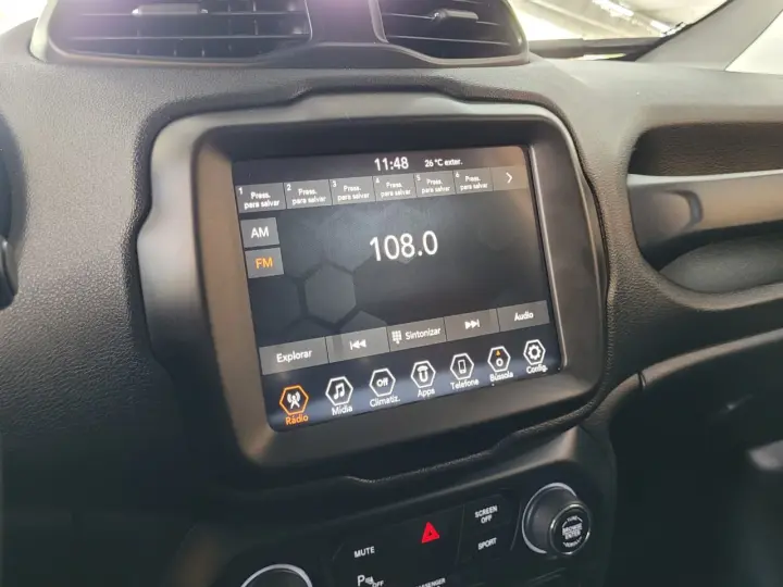 Renegade Longitude 1.8 4x2 Flex 16V Aut.