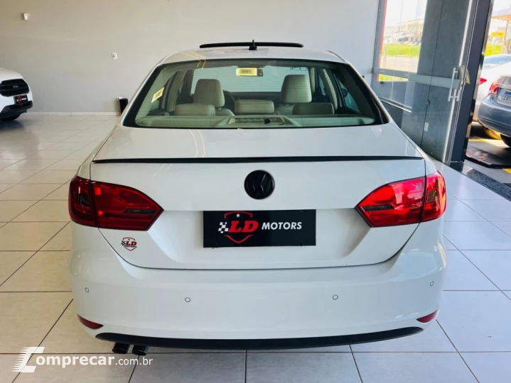 JETTA 2.0 COMFORTLINE FLEX 4P TIPTRONIC