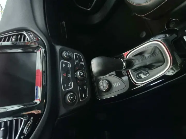 COMPASS 2.0 16V DIESEL LIMITED 4X4 AUTOMÁTICO