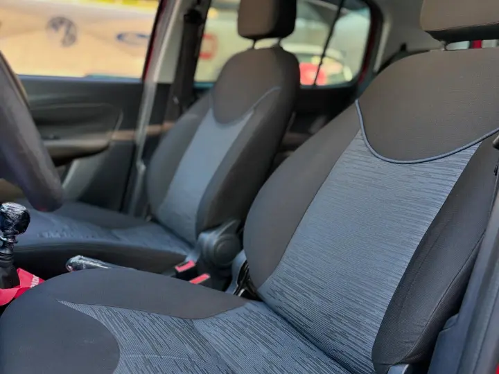 UNO 1.0 EVO Attractive 8V