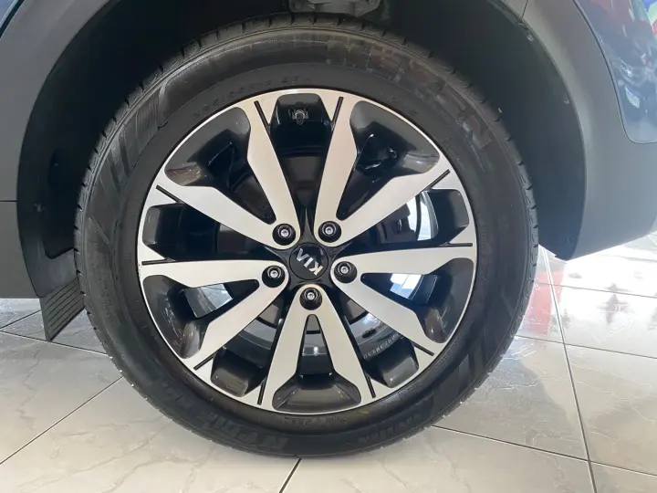 SPORTAGE 2.0 LX 4X2 16V