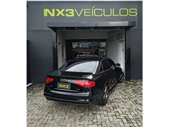 A4 1.8 TFSI ATTRACTION GASOLINA 4P MULTITRONIC