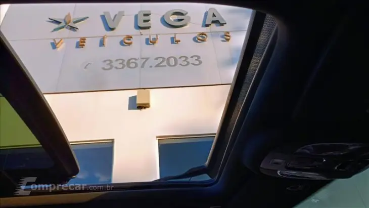 COMMANDER 1.3 T270 Turbo Overland