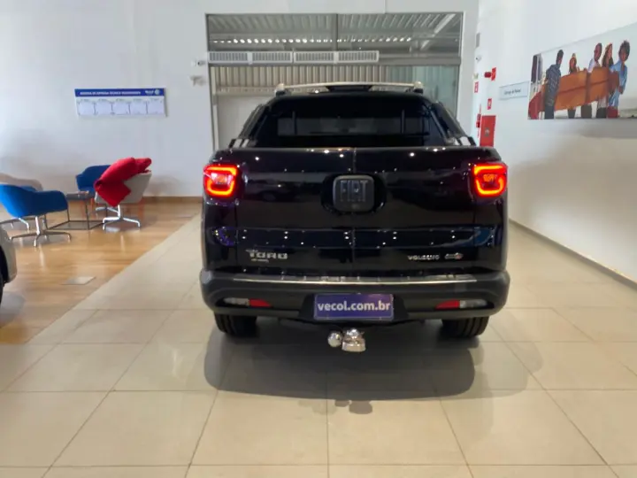 Toro 2.0 16V 4P VOLCANO 4WD TURBO DIESEL AUTOMÁTICO