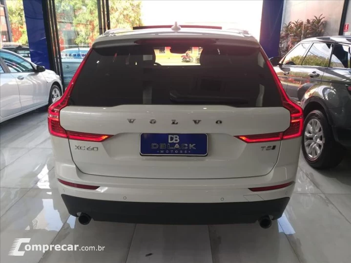 XC60 2.0 T5 Momentum AWD Geartronic