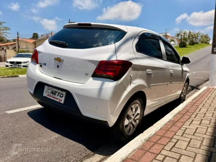 ONIX HATCH LT 1.0 8V FlexPower 5p Mec.