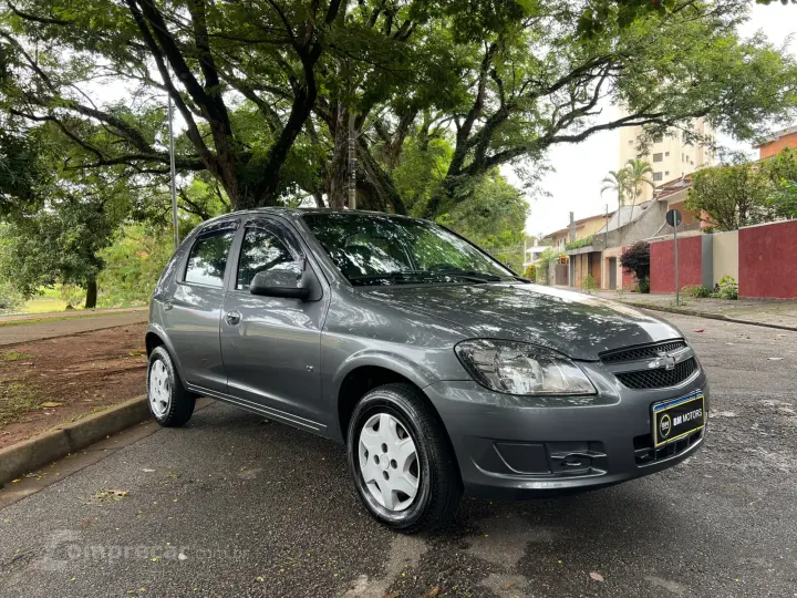 CELTA 1.0 MPFI LT 8V