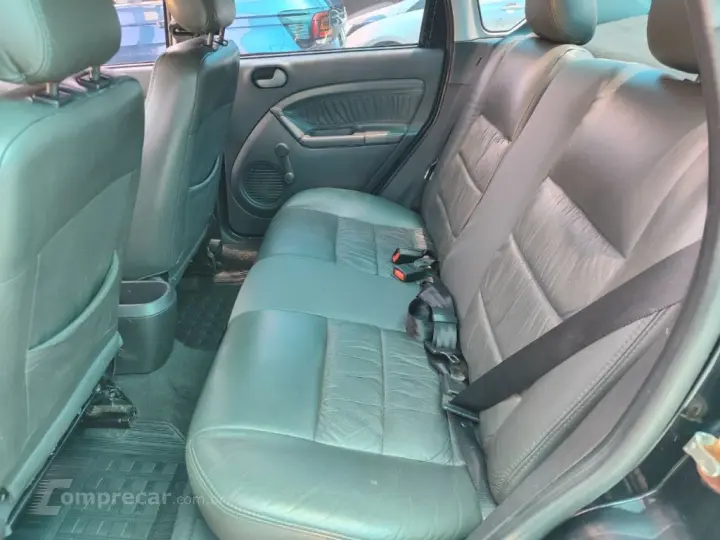 Fiesta Sed. 1.6 8V Flex 4p