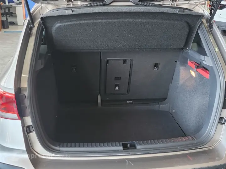 TAOS 1.4 250 TSI TOTAL FLEX HIGHLINE AUTOMÁTICO