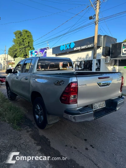 HILUX 2.8 D-4d Turbo CD SR 4X4