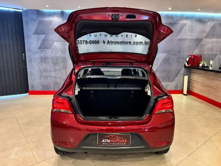 Onix Hatch 1.4 4P FLEX LT