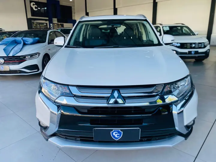 OUTLANDER 2.0 Comfort 16V