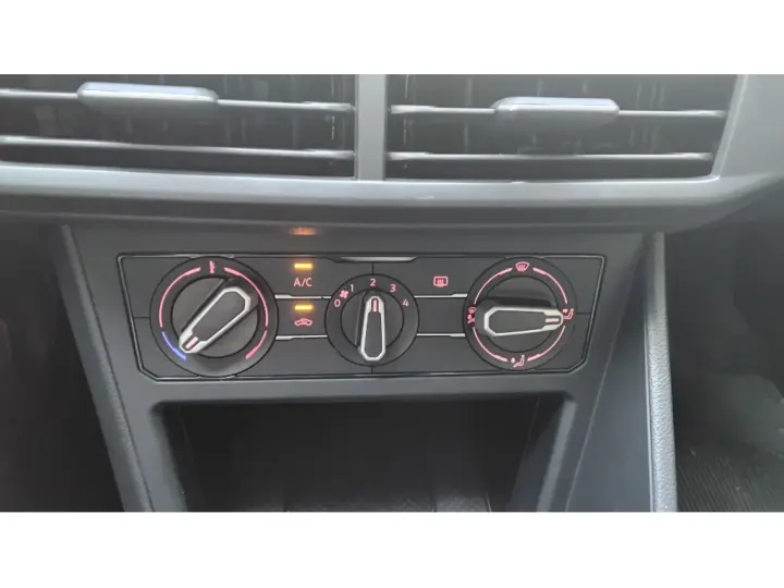 NIVUS 1.0 200 TSI TOTAL FLEX COMFORTLINE AUTOMÁTICO