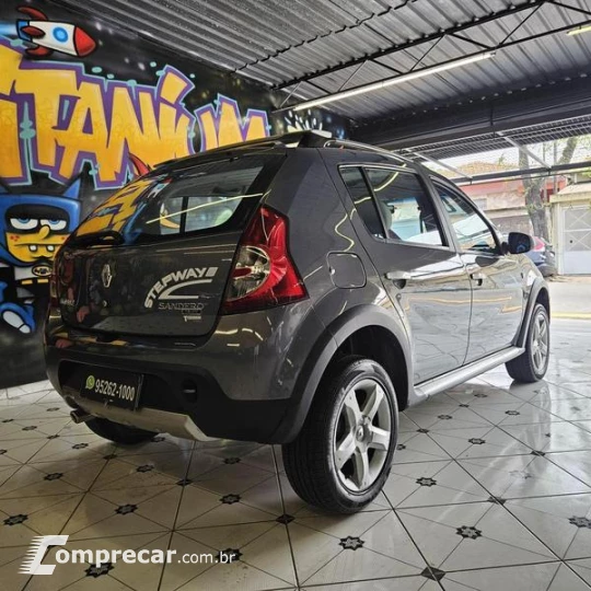 SANDERO STEPWAY