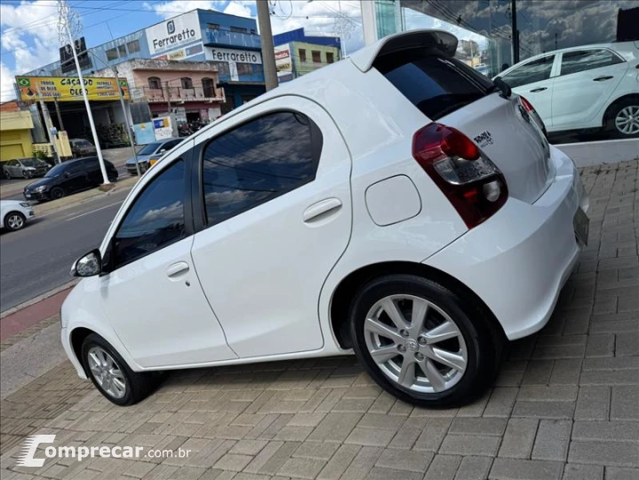 ETIOS 1.5 X Plus 16V