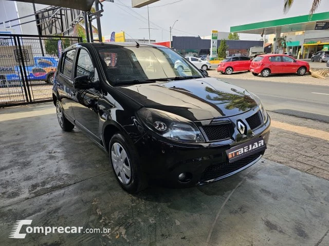 SANDERO - 1.6 PRIVILÉGE 8V 4P MANUAL