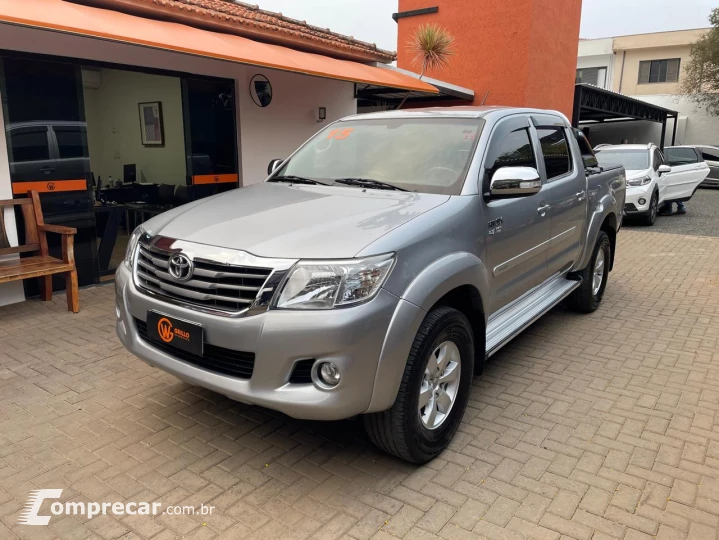 Hilux Caminhonete 2.7 16V 4P SRV FLEX 4X4  CABINE DUPLA AUTO