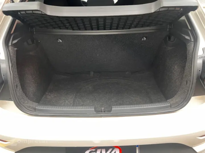 Polo Track 1.0 Flex 12V 5p