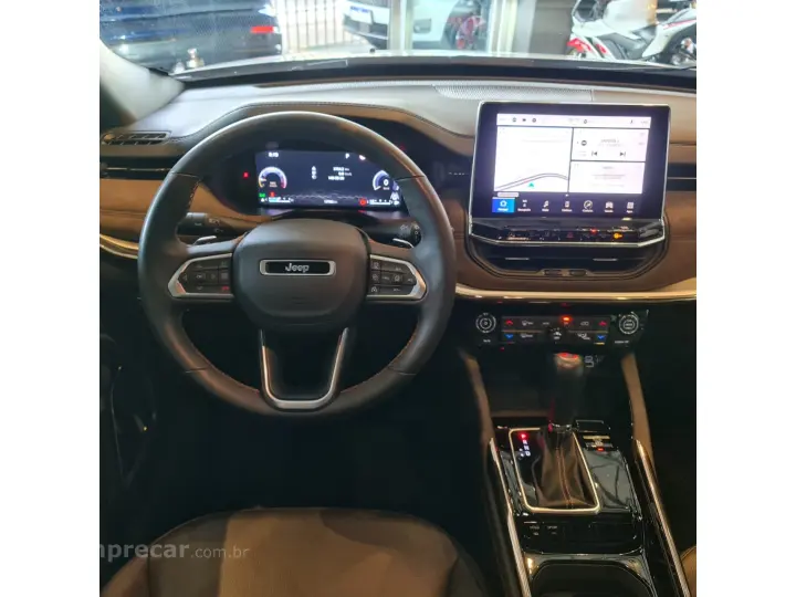 COMMANDER 1.3 T270 TURBO FLEX OVERLAND AT6