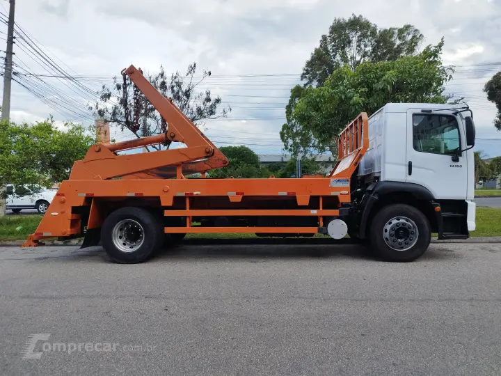 Constellation 14.190 + Poliguindaste 2 Caçambas