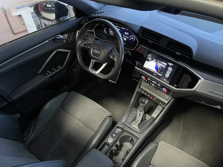 Q3 2.0 40 TFSI GASOLINA PERFORMANCE BLACK QUATTRO TIPTRONIC