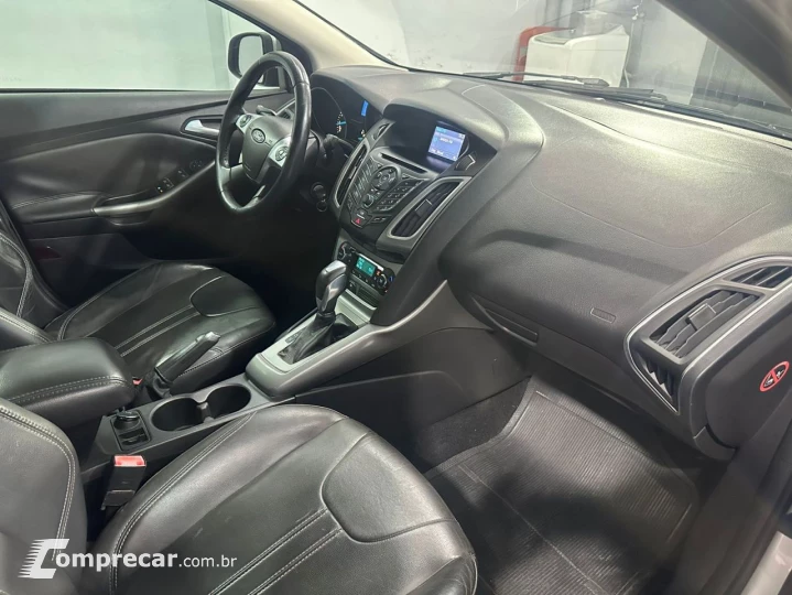 Focus Sedan 2.0 16V 4P S POWERSHIFT FLEX