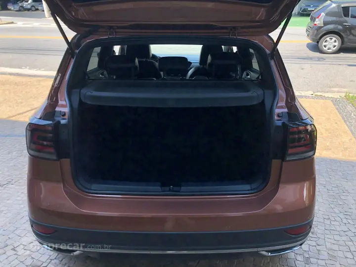 T-Cross 1.4 250 Tsi Total Flex Highline Automático