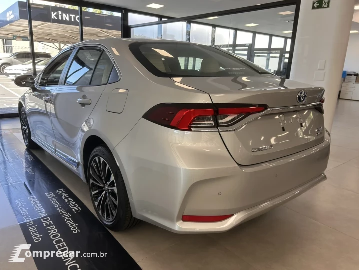 COROLLA 1.8 VVT-I HYBRID ALTIS PREMIUM CVT