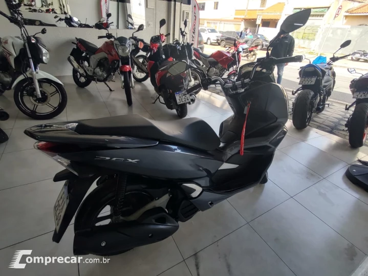 PCX 160