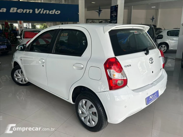 ETIOS 1.5 XS 16V FLEX 4P AUTOMÁTICO