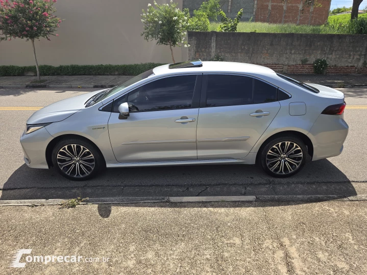 COROLLA 1.8 VVT-I Hybrid Altis Premium