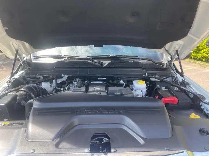 RAM 6.7 3500 Laramie Longhorn 4X4 CD 6 Cilindros Turbo