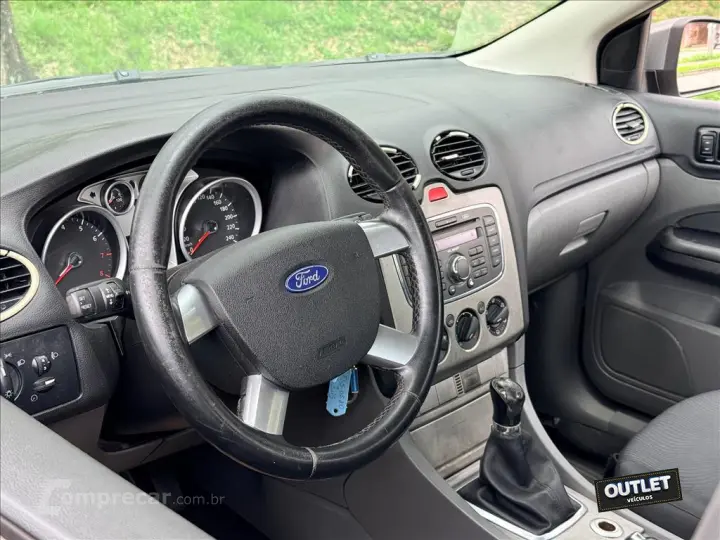 FOCUS 1.6 GL 16V FLEX 4P MANUAL