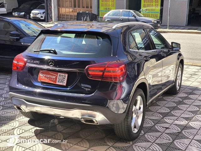 GLA 200 - 1.6 CGI ADVANCE 7G-DCT