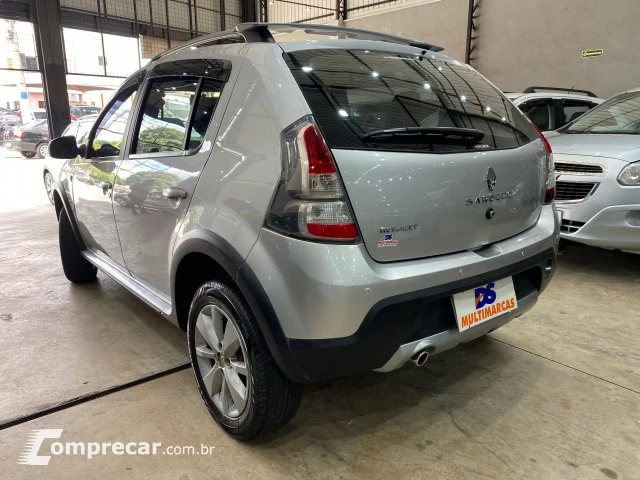 SANDERO - 1.6 STEPWAY 16V 4P MANUAL