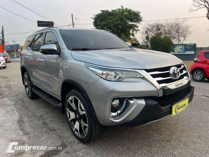 Hilux SW4 2.7 16V 4P FLEX SRV 7 LUGARES AUTOMÁTICO