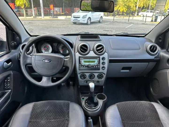 FIESTA 1.6 MPI CLASS SEDAN 8V FLEX 4P MANUAL