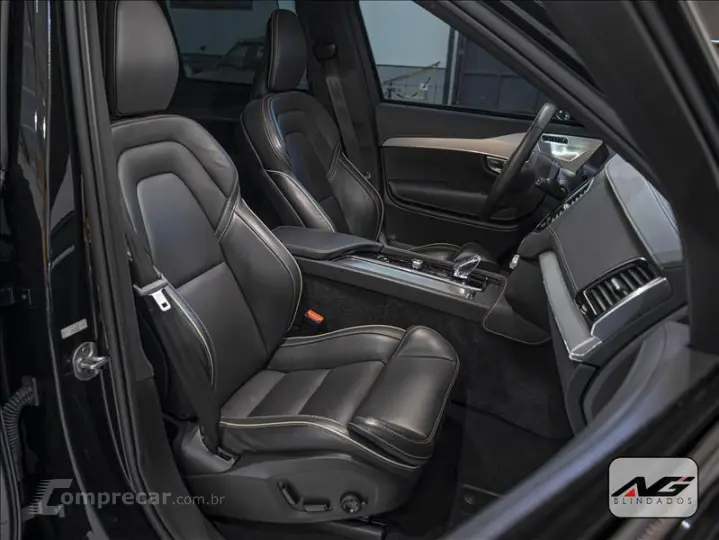 XC90 2.0 T8 Recharge Ultra Dark AWD Geartronic