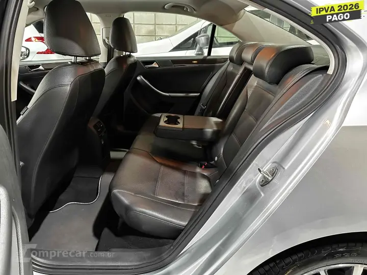 JETTA 2.0 COMFORTLINE FLEX 4P TIPTRONIC