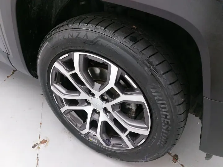 RENEGADE 1.3 T270 TURBO FLEX LONGITUDE AT6