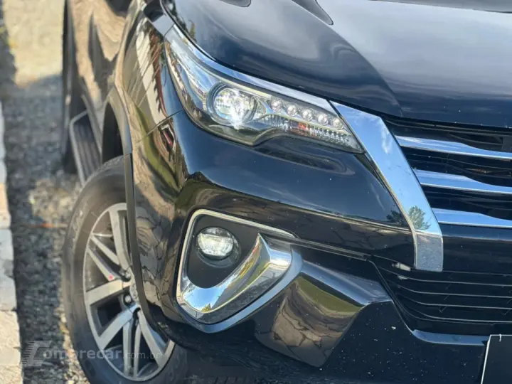 HILUX SW4 2.8 SRX 4X4 16V TURBO INTERCOOLER DIESEL 4P AUTOMÁ