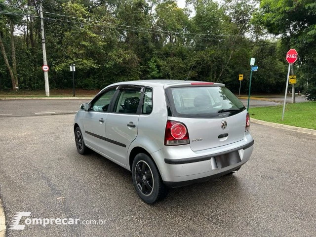 POLO - 1.6 MI 8V 4P MANUAL