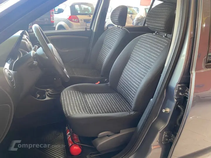 SANDERO 1.6 Expression 8V