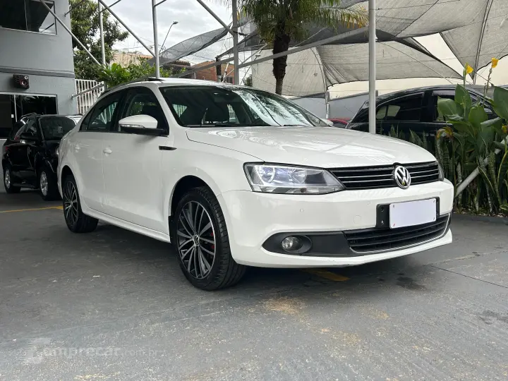 JETTA 2.0 TSI Highline 200cv