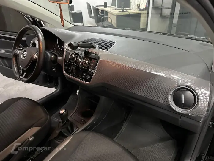 Cross Up 1.0 Tsi 12V Flex 4P Manual